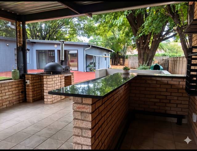4 BEDROOM HOUSE FOR SALE IN HENLEY ON KLIP